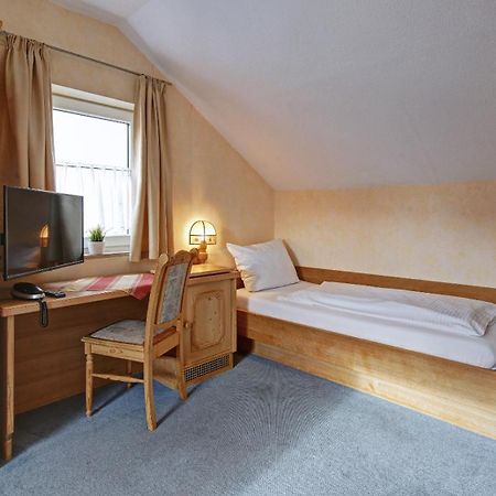 Landgasthof Falken Huttlingen Ruang foto