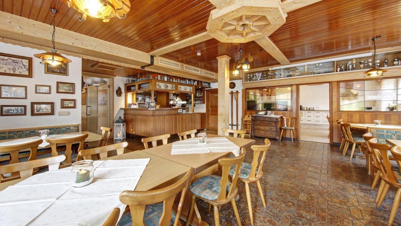 Landgasthof Falken Huttlingen Bagian luar foto